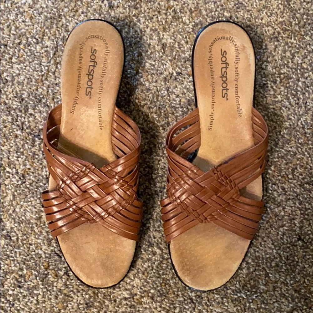 Softspots Congac Sandals Sz 8.5